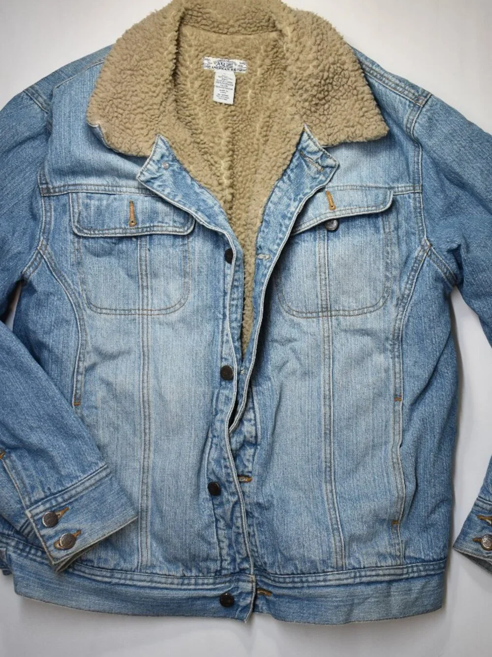 American Rag Blue Denim Sherpa Trucker Jacket Size L